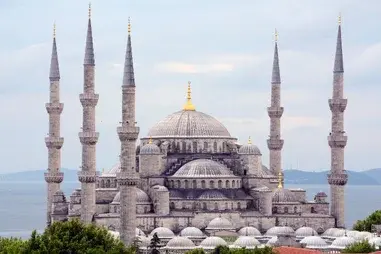 12 Nights December Umrah with Istanbul